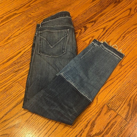 Hudson Woman’s Blue Jeans Size 27 - Picture 1 of 7